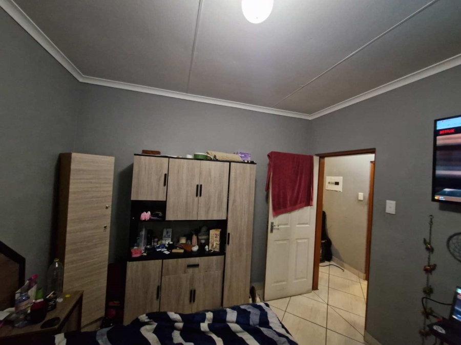 To Let 1 Bedroom Property for Rent in Kilner Park Gauteng