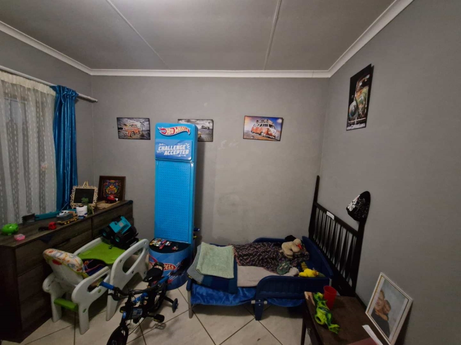 To Let 1 Bedroom Property for Rent in Kilner Park Gauteng