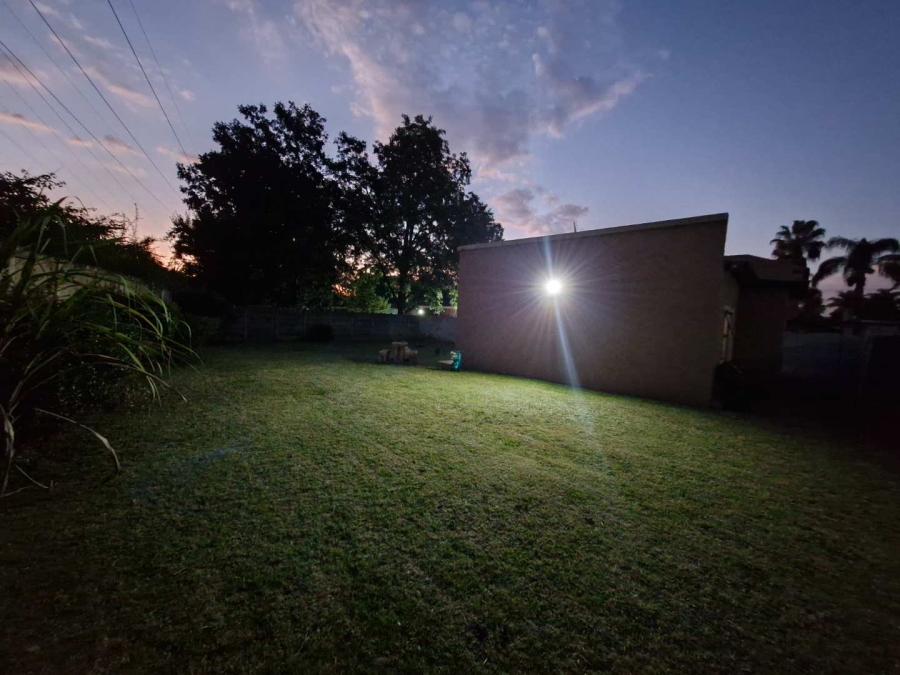 To Let 1 Bedroom Property for Rent in Kilner Park Gauteng