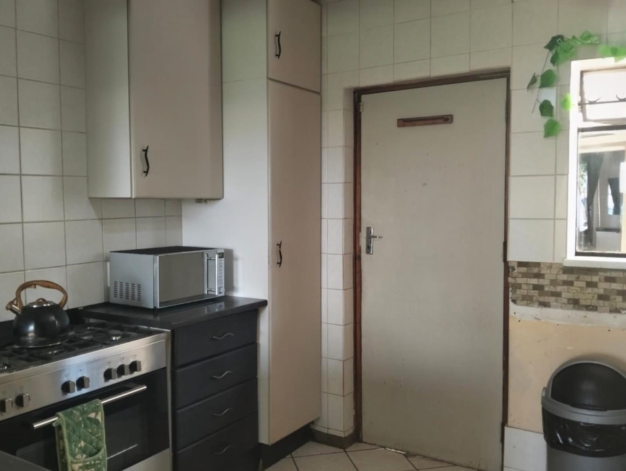 3 Bedroom Property for Sale in Verwoerdpark Gauteng