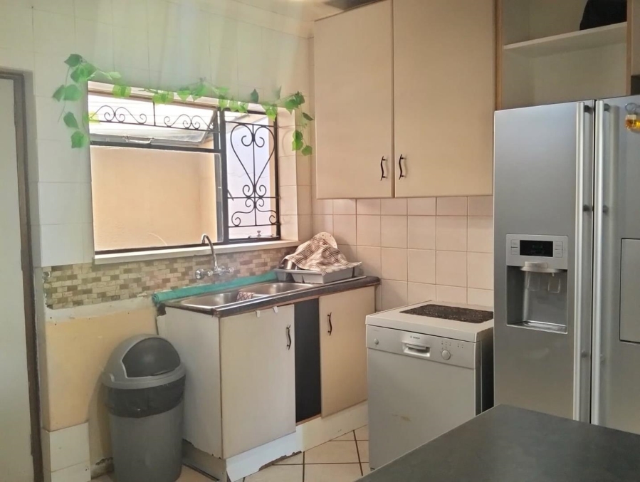 3 Bedroom Property for Sale in Verwoerdpark Gauteng