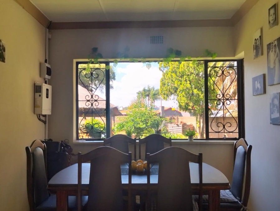 3 Bedroom Property for Sale in Verwoerdpark Gauteng