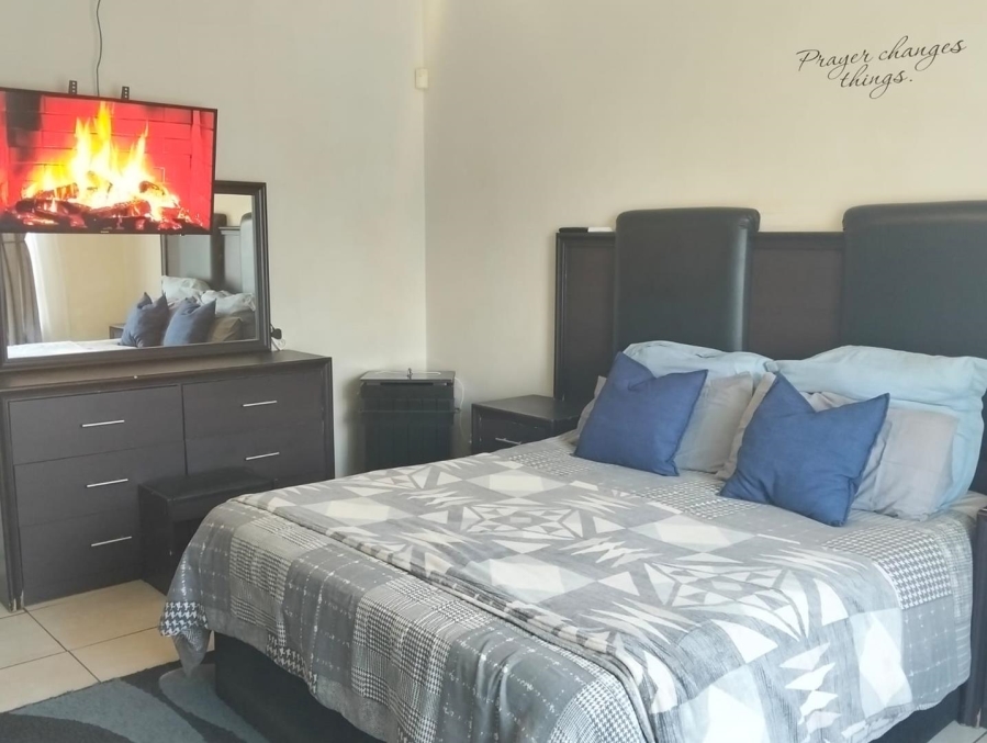 3 Bedroom Property for Sale in Verwoerdpark Gauteng