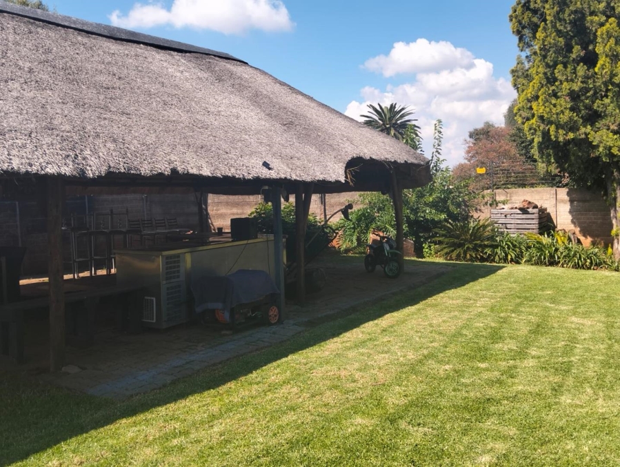 3 Bedroom Property for Sale in Verwoerdpark Gauteng