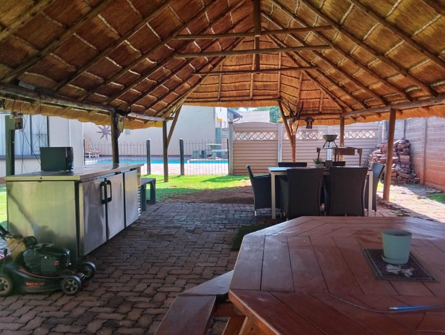 3 Bedroom Property for Sale in Verwoerdpark Gauteng