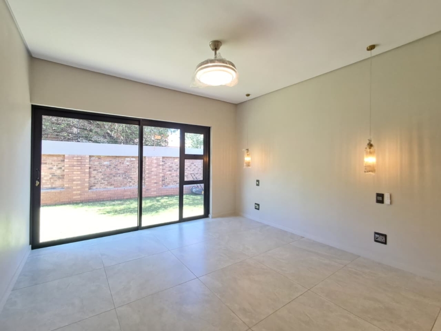 2 Bedroom Property for Sale in Brackenhurst Gauteng