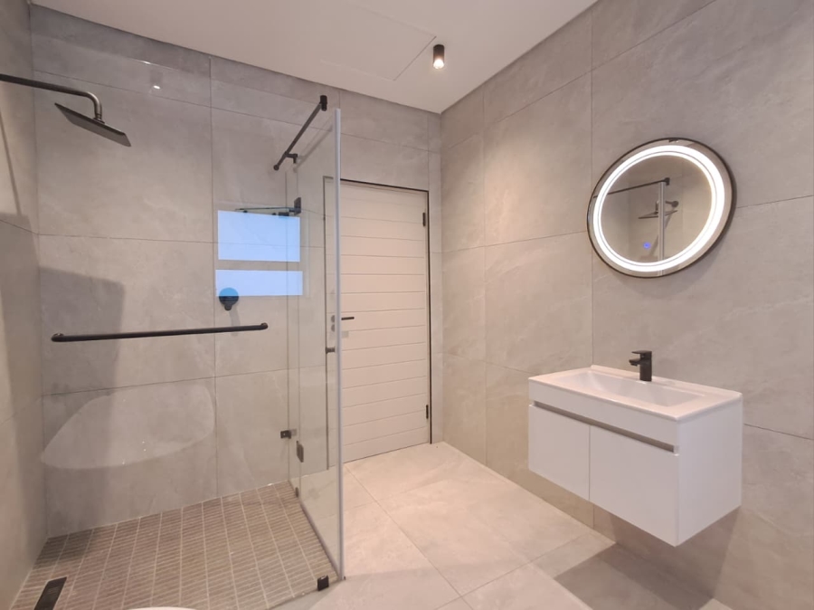 2 Bedroom Property for Sale in Brackenhurst Gauteng