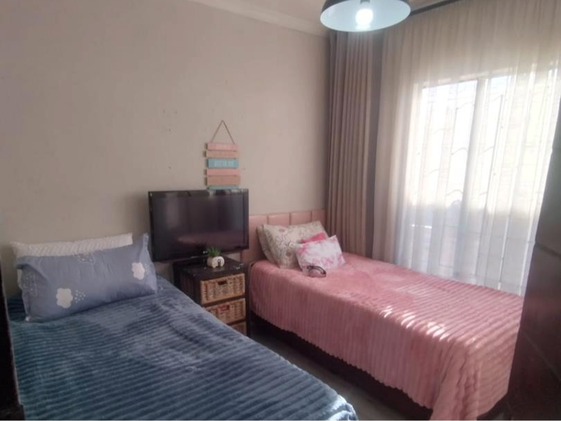 2 Bedroom Property for Sale in Soshanguve UU Gauteng
