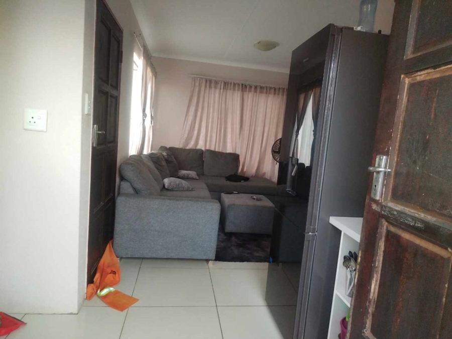 2 Bedroom Property for Sale in Soshanguve VV Gauteng