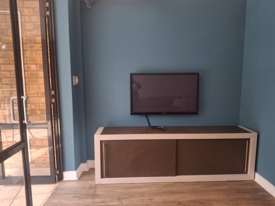To Let 2 Bedroom Property for Rent in Morningside Gauteng