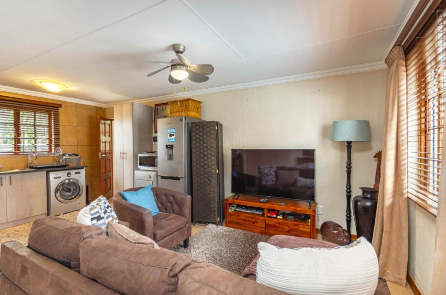 To Let 1 Bedroom Property for Rent in Boardwalk Gauteng