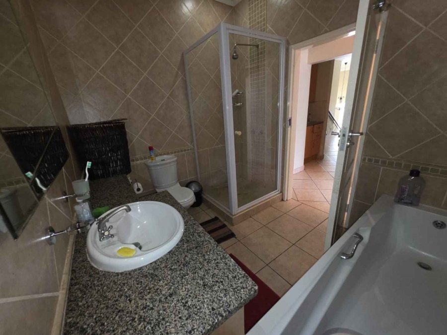 To Let 4 Bedroom Property for Rent in The Wilds Gauteng
