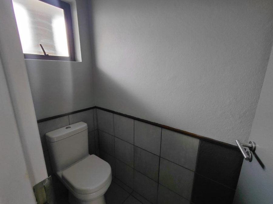 To Let 1 Bedroom Property for Rent in Dainfern Gauteng