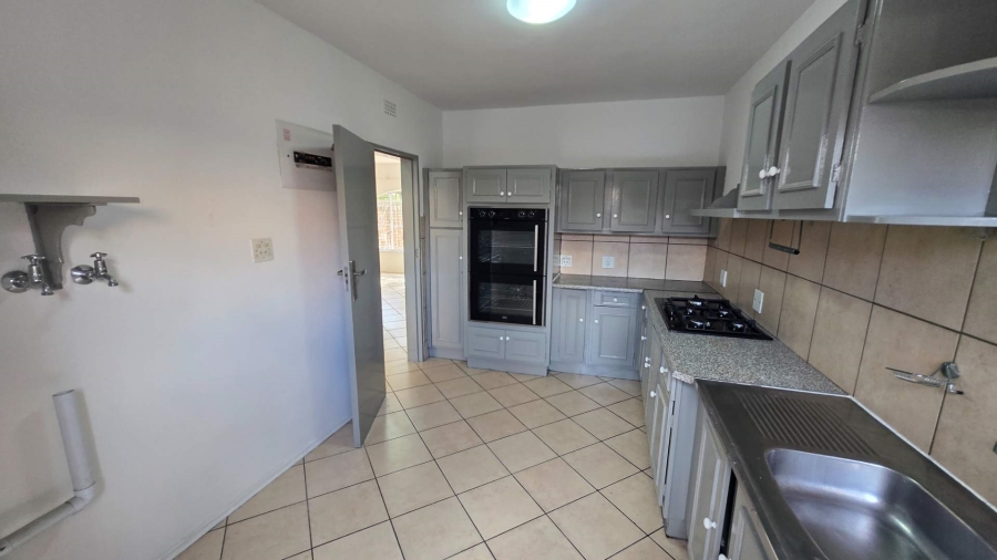 To Let 3 Bedroom Property for Rent in Kensington B Gauteng