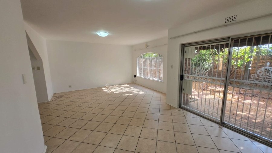 To Let 3 Bedroom Property for Rent in Kensington B Gauteng