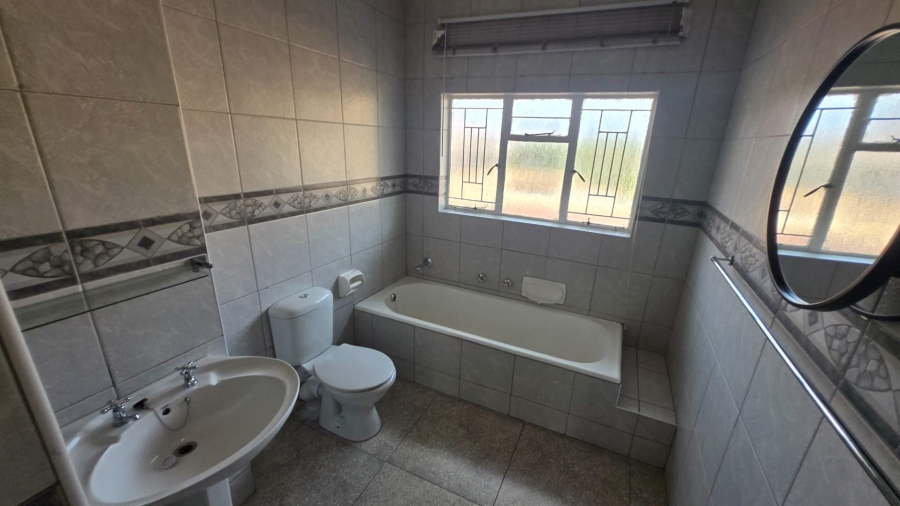 To Let 3 Bedroom Property for Rent in Kensington B Gauteng