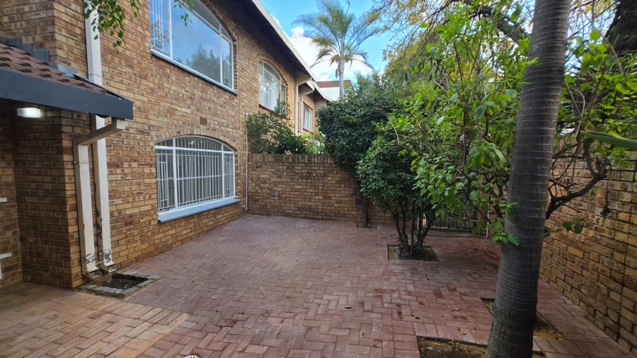 To Let 3 Bedroom Property for Rent in Kensington B Gauteng