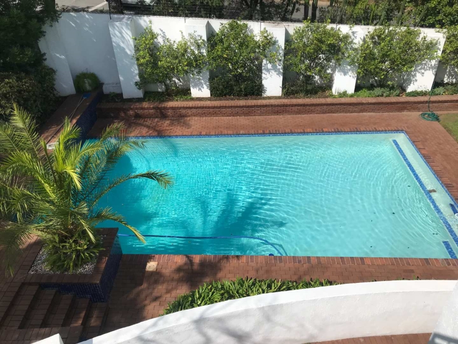 1 Bedroom Property for Sale in Glenadrienne Gauteng