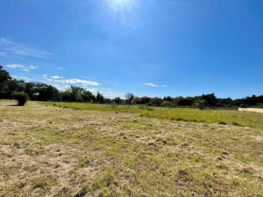 0 Bedroom Property for Sale in Mnandi A H Gauteng