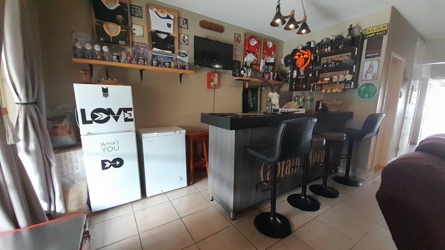 3 Bedroom Property for Sale in Aston Manor Gauteng