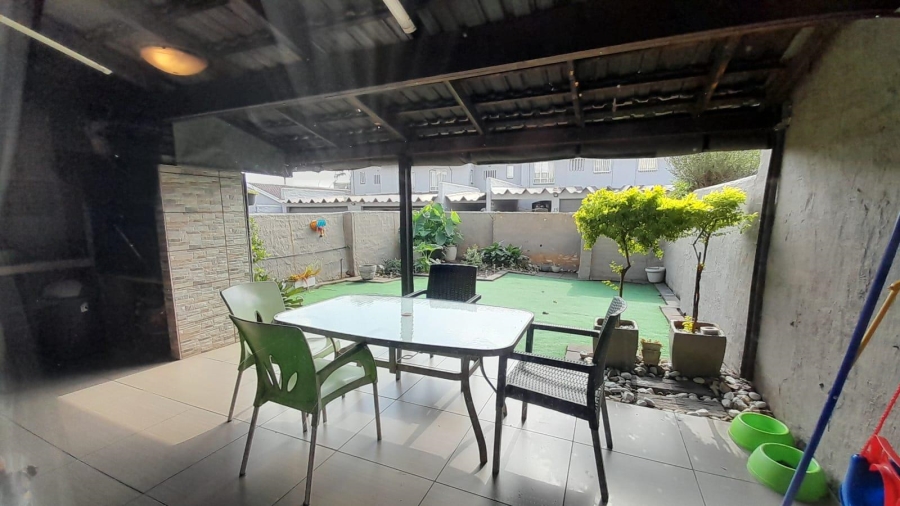 3 Bedroom Property for Sale in Aston Manor Gauteng