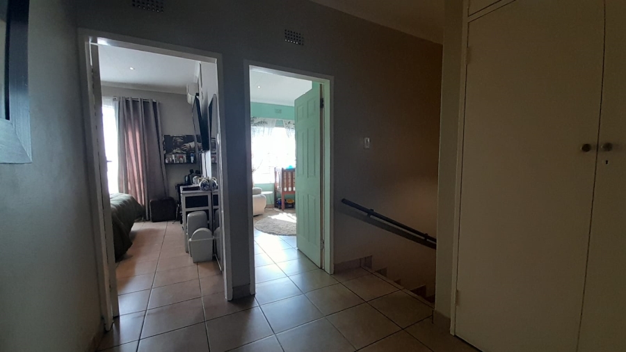 3 Bedroom Property for Sale in Aston Manor Gauteng