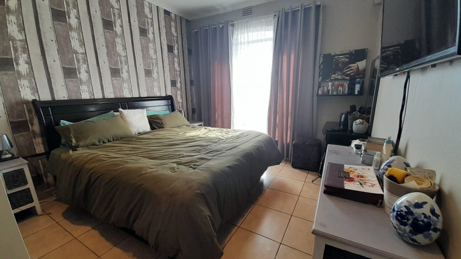 3 Bedroom Property for Sale in Aston Manor Gauteng