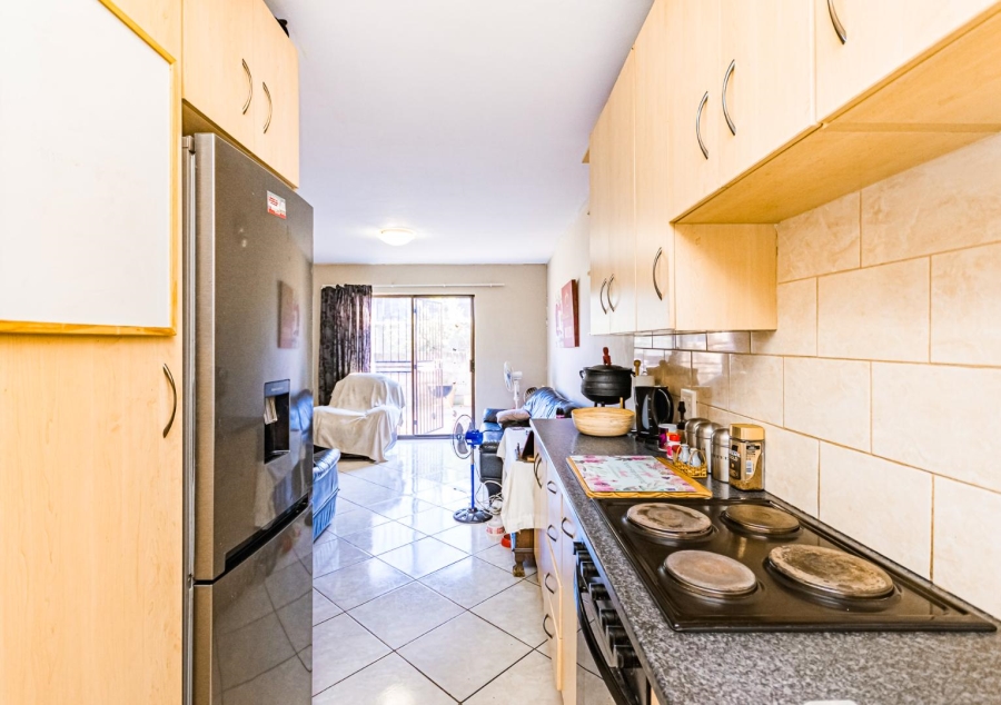2 Bedroom Property for Sale in Greenhills Gauteng