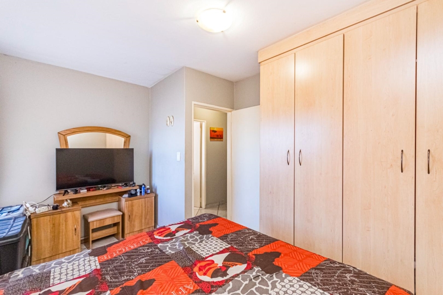 2 Bedroom Property for Sale in Greenhills Gauteng