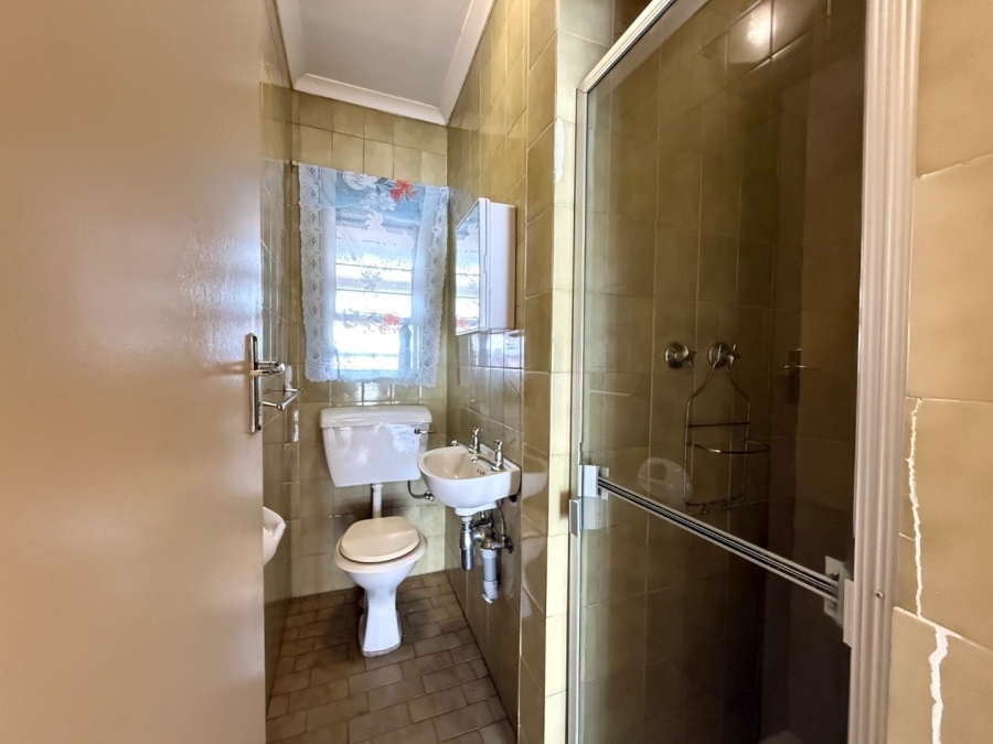 2 Bedroom Property for Sale in Brackendowns Gauteng