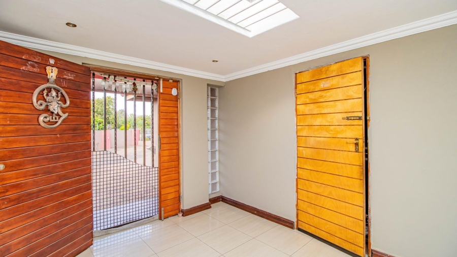 4 Bedroom Property for Sale in Mackenzie Park Gauteng