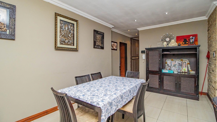 4 Bedroom Property for Sale in Mackenzie Park Gauteng