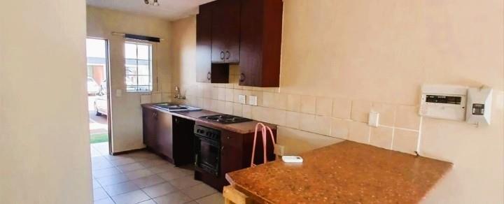 2 Bedroom Property for Sale in Theresa Park Gauteng