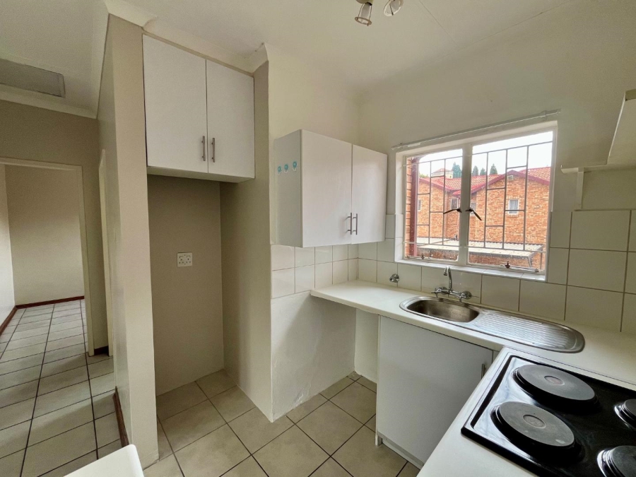 1 Bedroom Property for Sale in Newlands Gauteng