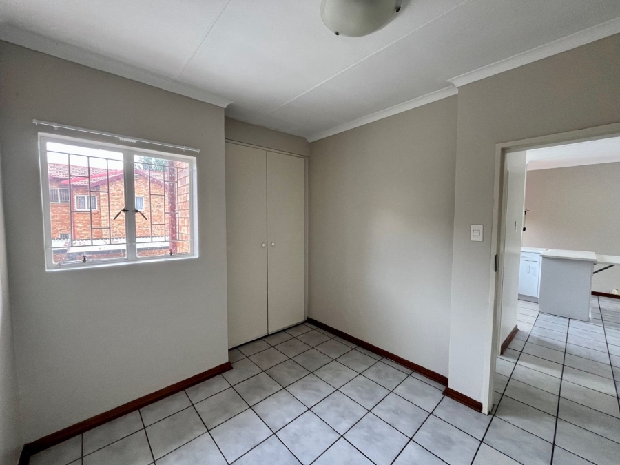 1 Bedroom Property for Sale in Newlands Gauteng