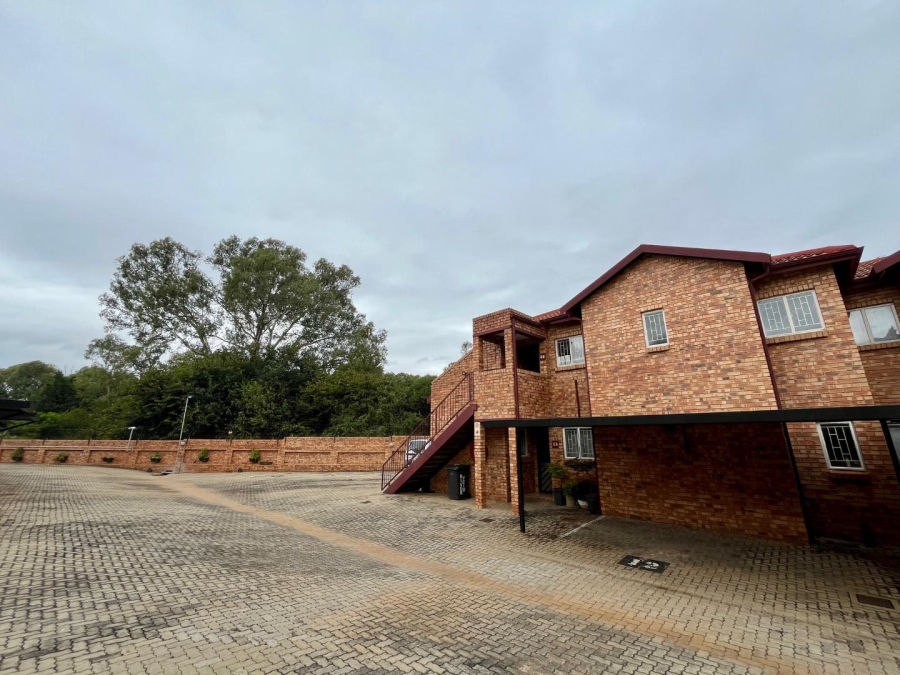 1 Bedroom Property for Sale in Newlands Gauteng