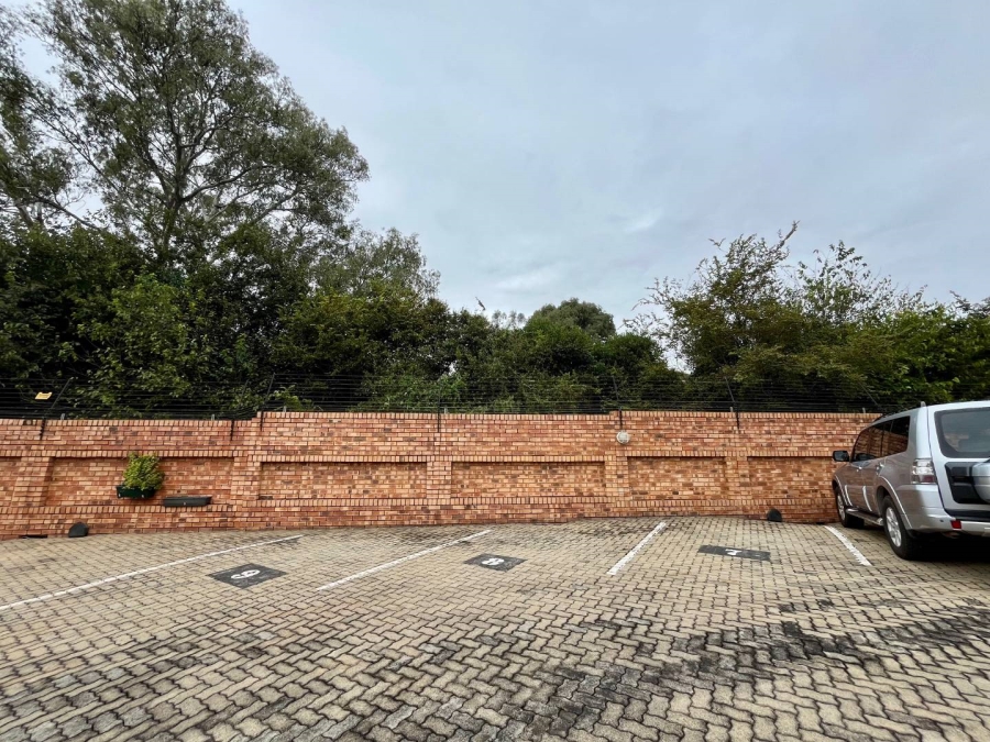 1 Bedroom Property for Sale in Newlands Gauteng
