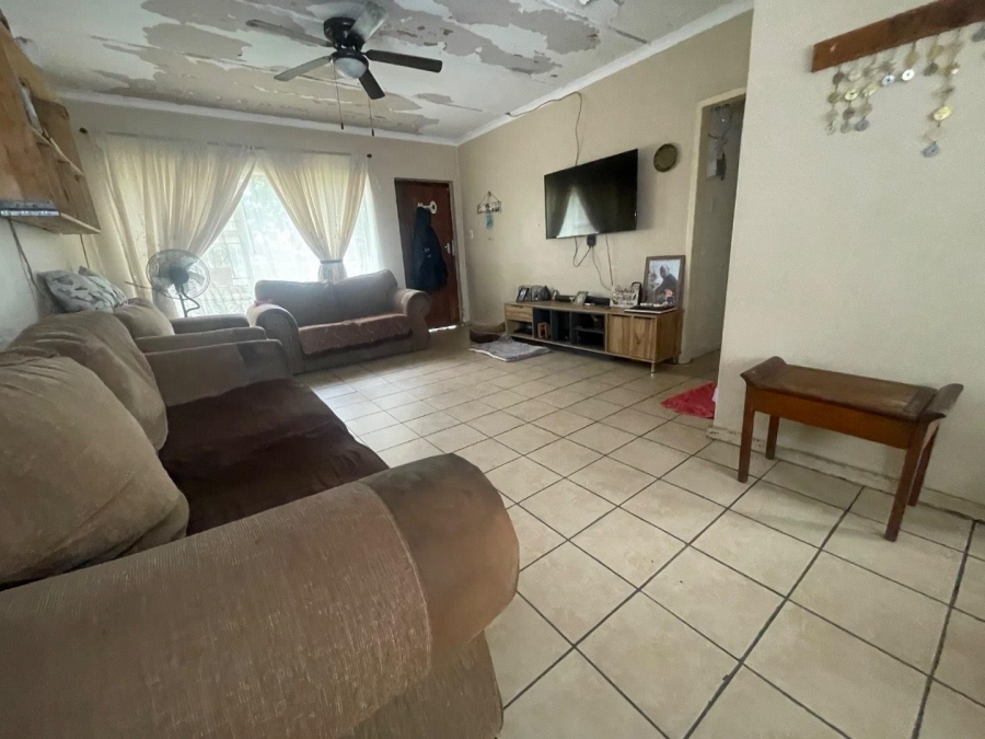 4 Bedroom Property for Sale in Esther Park Gauteng