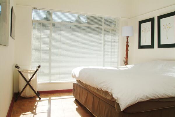 To Let 2 Bedroom Property for Rent in Sandown Gauteng