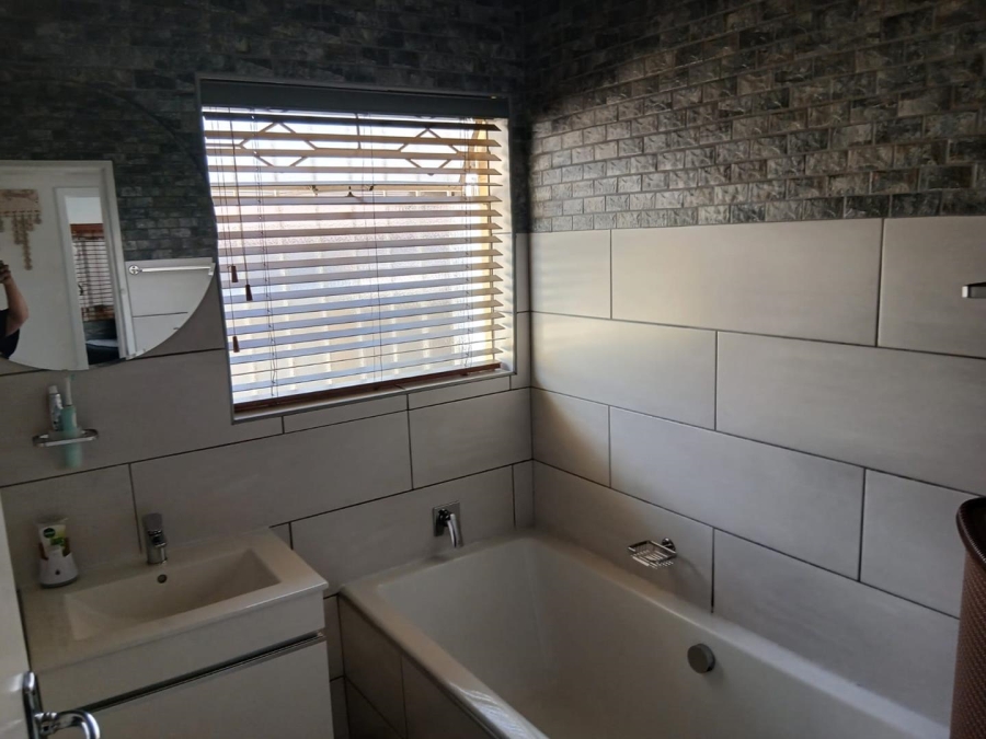 4 Bedroom Property for Sale in Dinwiddie Gauteng