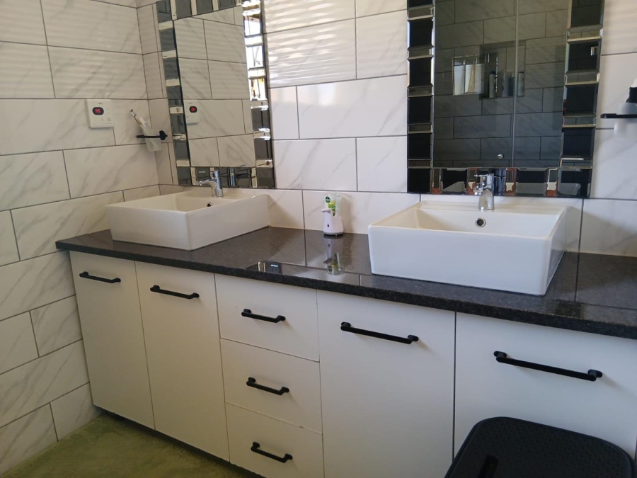 4 Bedroom Property for Sale in Dinwiddie Gauteng