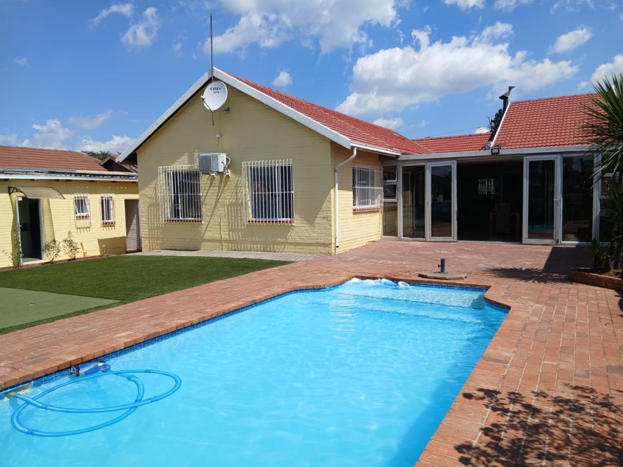 4 Bedroom Property for Sale in Dinwiddie Gauteng