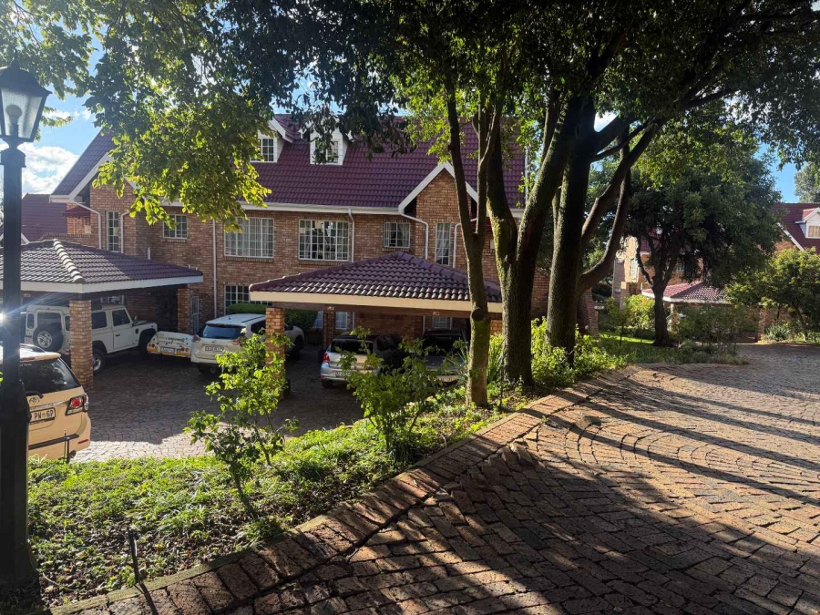 To Let 2 Bedroom Property for Rent in Radiokop Gauteng