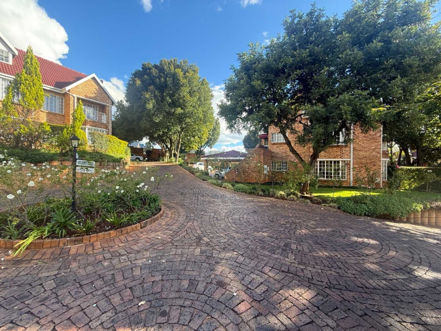 To Let 2 Bedroom Property for Rent in Radiokop Gauteng
