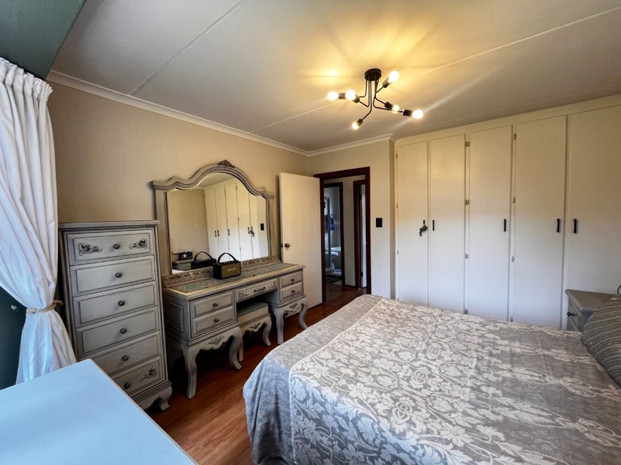 To Let 2 Bedroom Property for Rent in Radiokop Gauteng