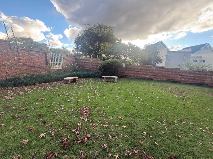 To Let 2 Bedroom Property for Rent in Radiokop Gauteng