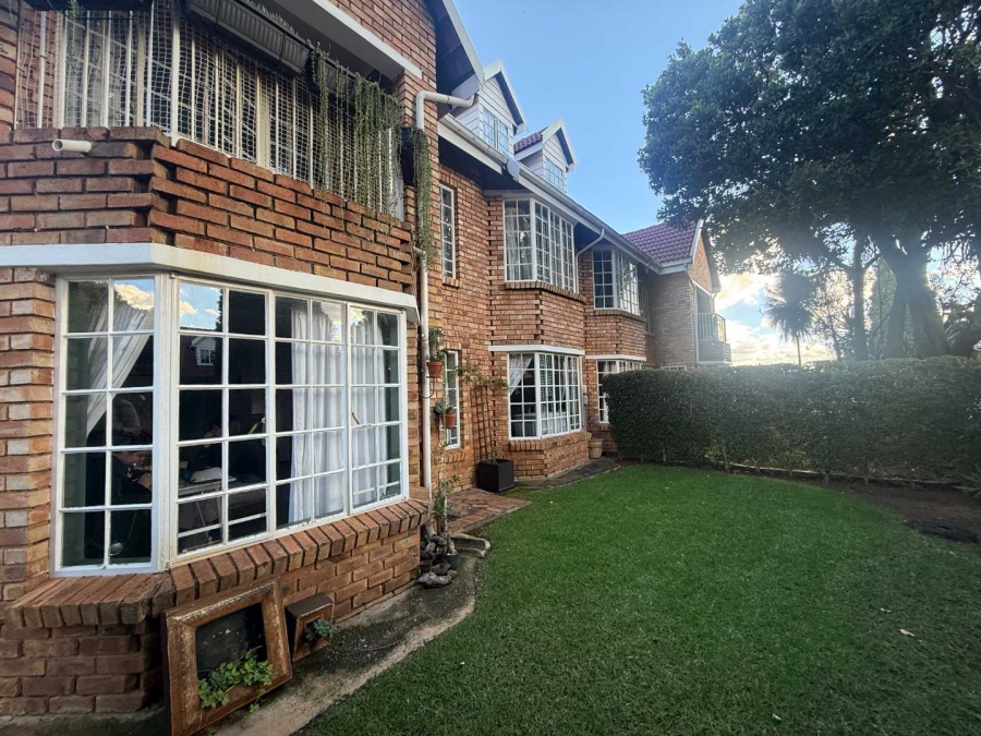 To Let 2 Bedroom Property for Rent in Radiokop Gauteng