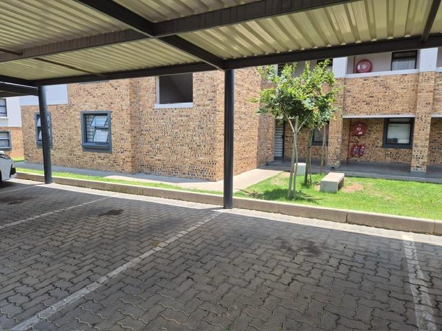 2 Bedroom Property for Sale in Midrand Gauteng