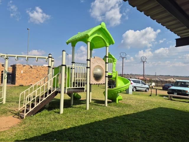 2 Bedroom Property for Sale in Midrand Gauteng