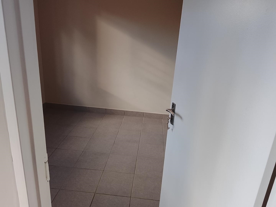 To Let 2 Bedroom Property for Rent in Equestria Gauteng